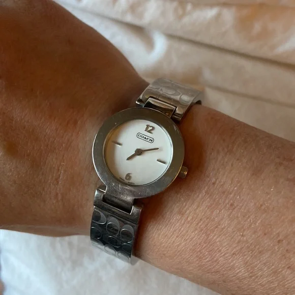 Vintage Coach Watch - Picture 11 of 12